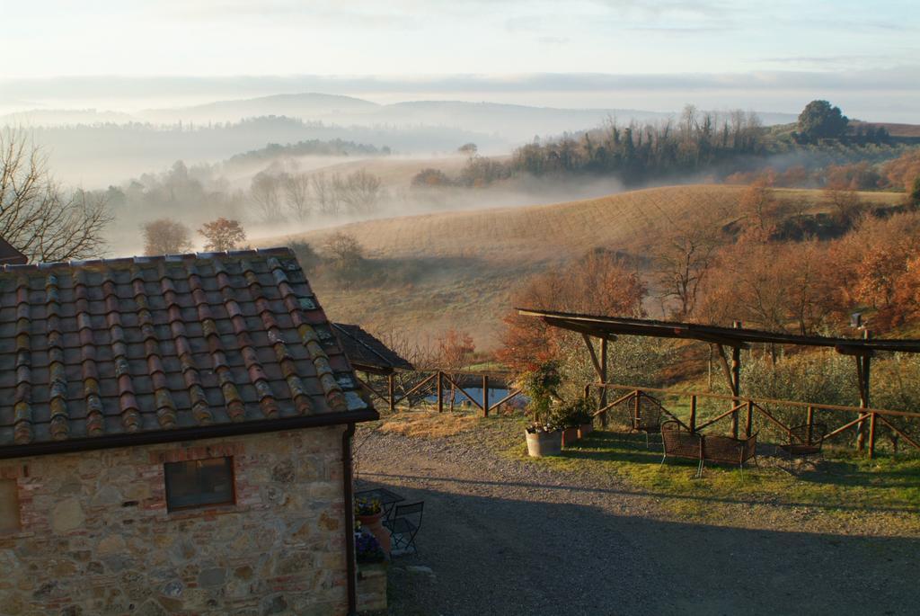 Agriturismo Podere Alberese Affittacamere Asciano Esterno foto