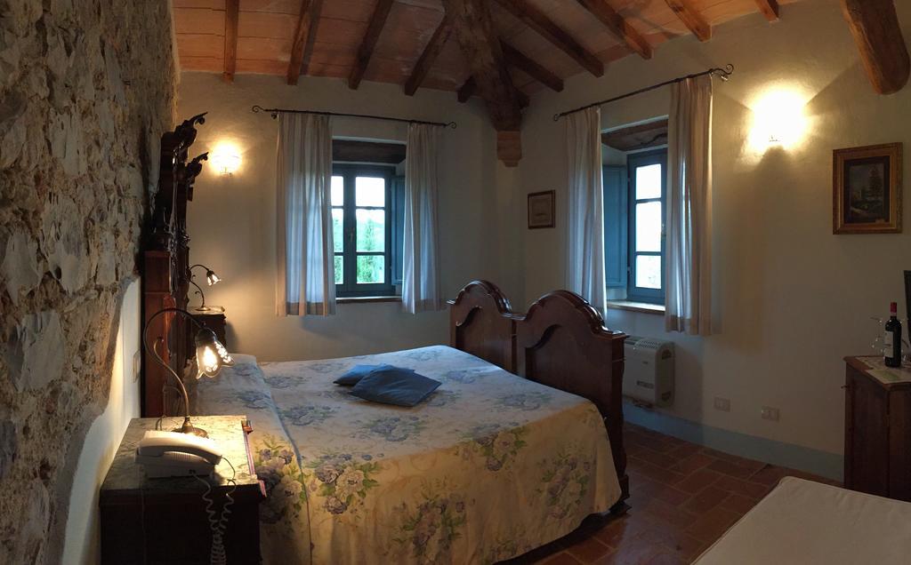 Agriturismo Podere Alberese Affittacamere Asciano Esterno foto